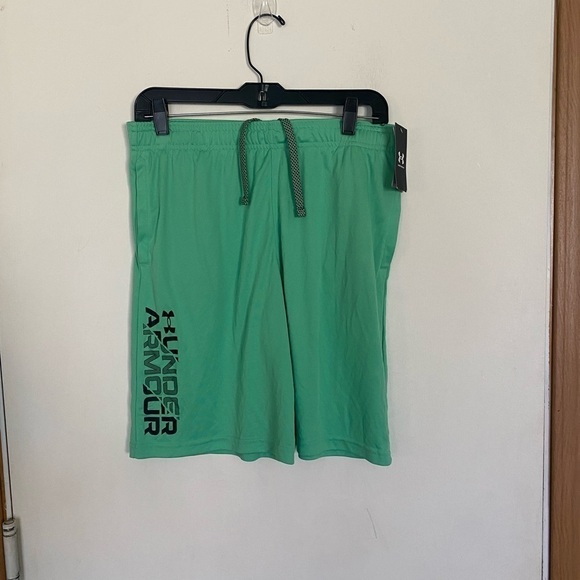 Green and black under armor youth shorts, New with tags xl - Picture 1 of 7